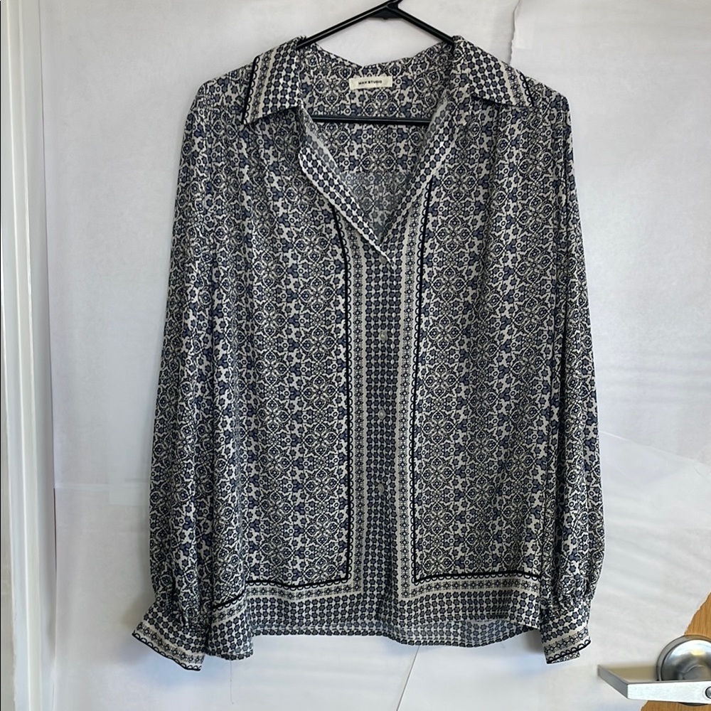 Max Studio Blue and Black Floral Blouse